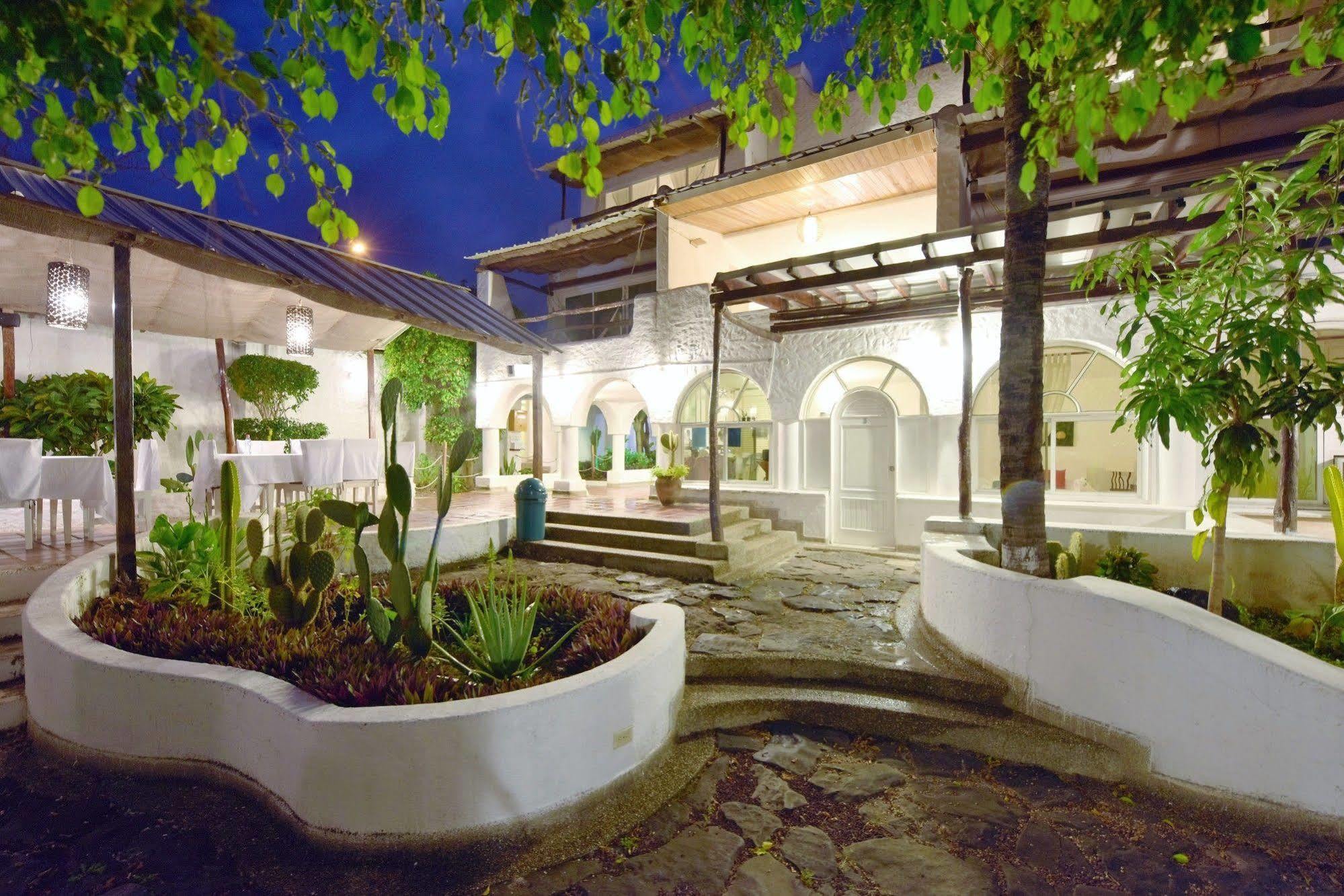 Casa Opuntia Acomodação com café da manhã Puerto Baquerizo Moreno Exterior foto